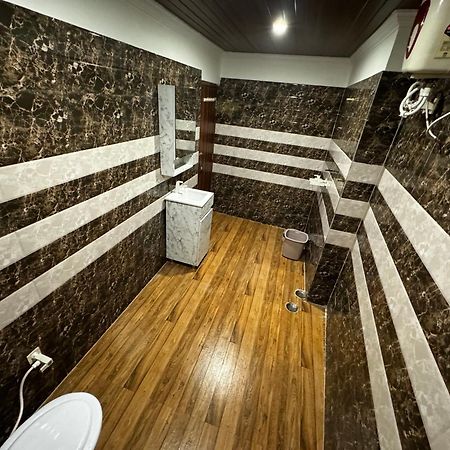 Hotel Walk Inn Faridabad Bagian luar foto