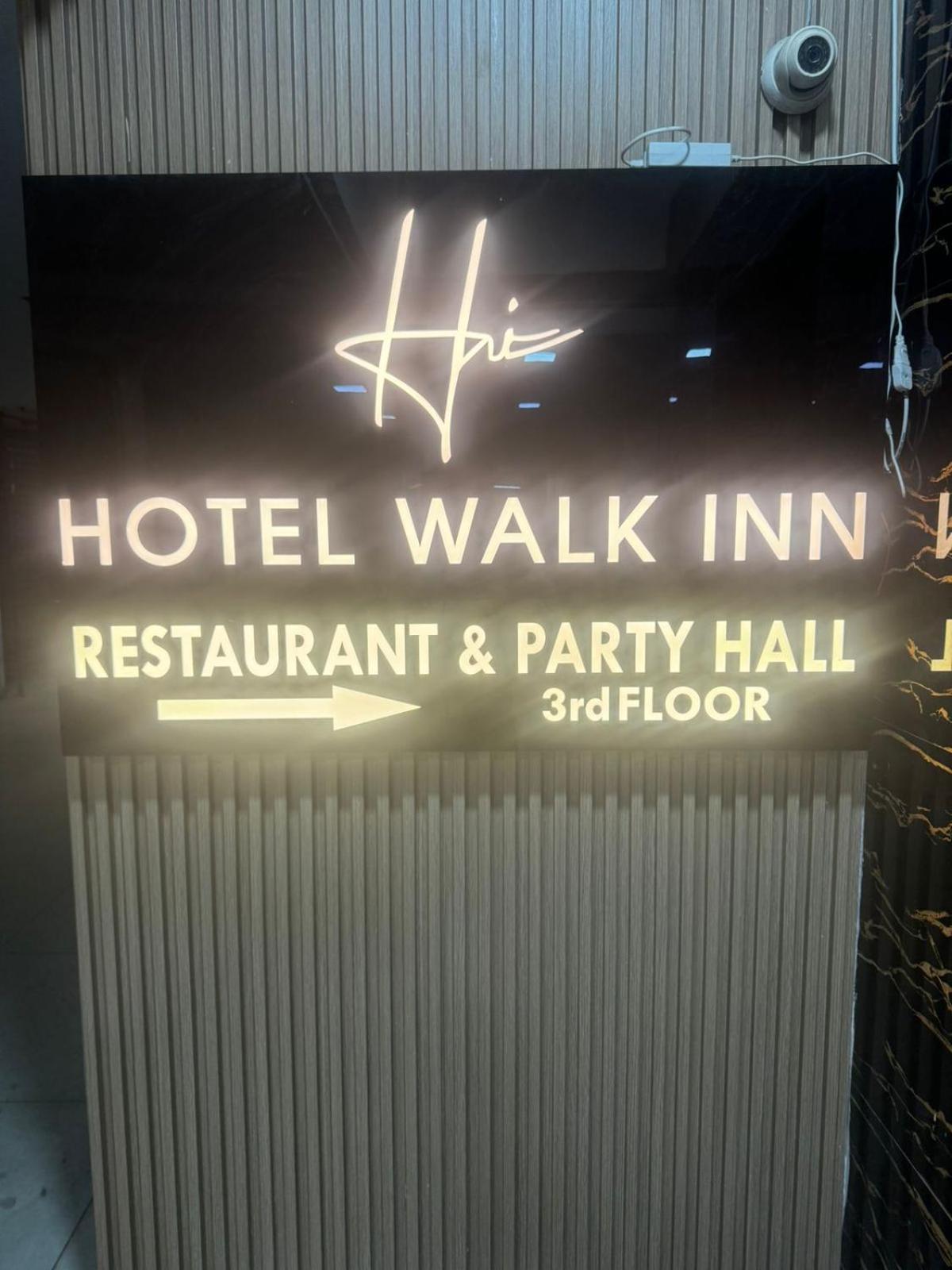 Hotel Walk Inn Faridabad Bagian luar foto